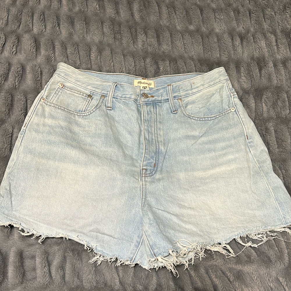 Madewell Size 31 Mom Short with Button Fly